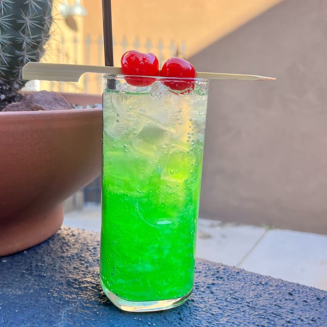 Verde Shirley.